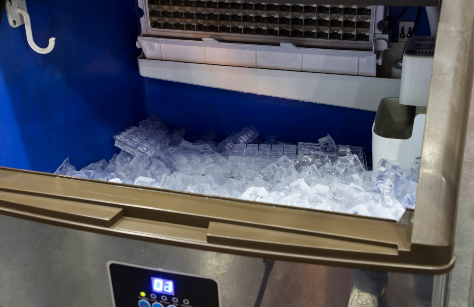 Manitowoc vs. Hoshizaki Ice Machines 360Connect 360Connect